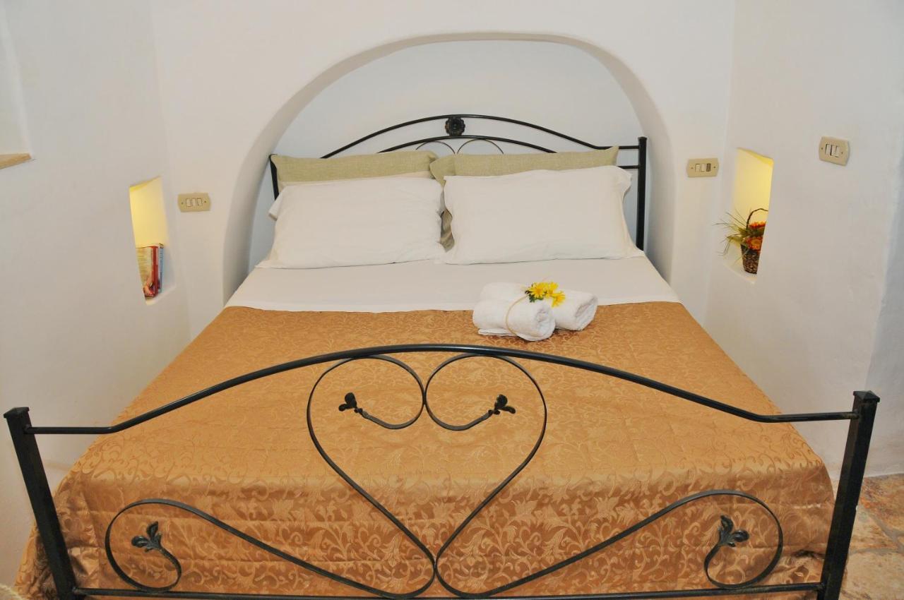 Trulli Vules Aparthotel Ostuni Buitenkant foto