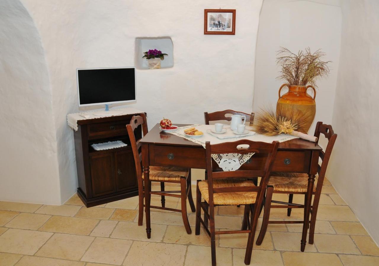 Trulli Vules Aparthotel Ostuni Buitenkant foto